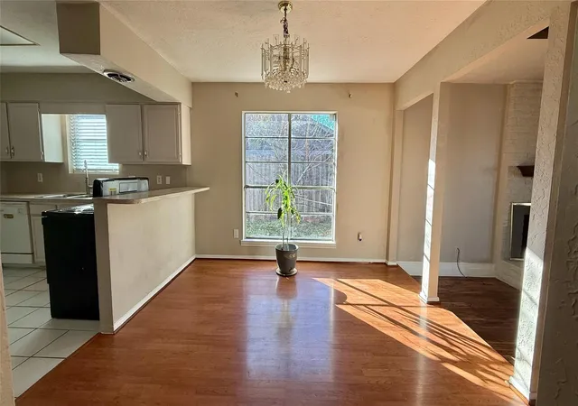 Photo 3 of Sale Pending at 5702 Arncliffe Dr, Houston, TX 77088 | MLS# 75978962 | Listing updated on 2026-09-17