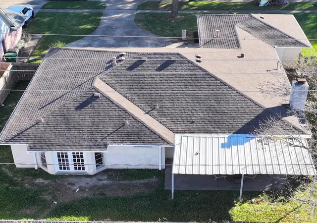 Photo 4 of Sale Pending at 5702 Arncliffe Dr, Houston, TX 77088 | MLS# 75978962 | Listing updated on 2026-09-17