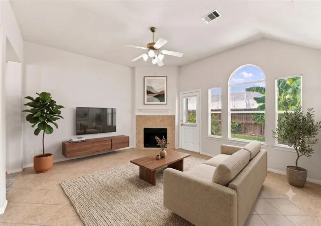 Photo 4 of Sale Pending at 17210 Cricketbriar Ct, Houston, TX 77084 | MLS# 20082745 | Listing updated on 2026-09-18