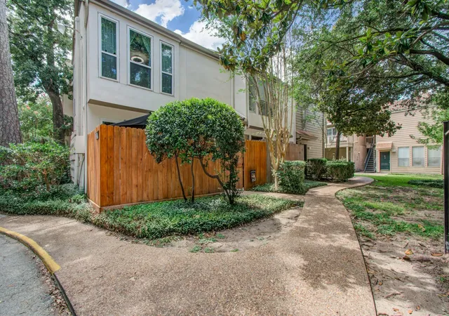 Homes for sale in Houston, TX | 2100 Tanglewilde St #205, Houston, TX 77063 | MLS# 97100176