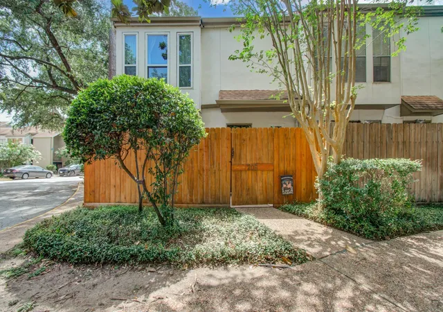 Homes for sale in Houston, TX | 2100 Tanglewilde St #205, Houston, TX 77063 | MLS# 97100176