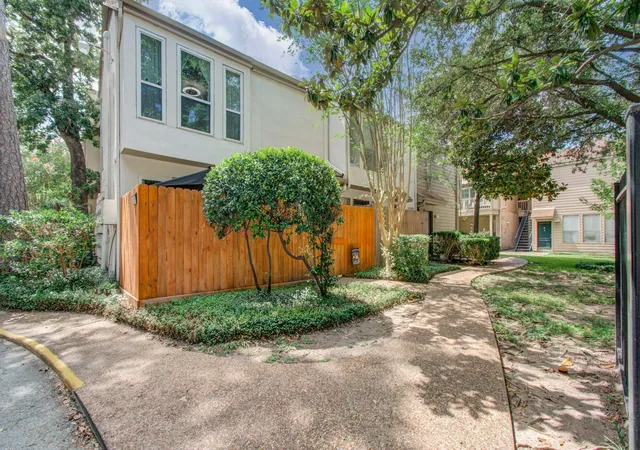 Homes for sale in Houston, TX | 2100 Tanglewilde St #205, Houston, TX 77063 | MLS# 97100176