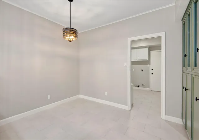 Photo 4 of Townhouse for sale at 4127 Meyerwood Dr, Houston, TX 77025 | MLS# 24803870 | Listing updated on 2026-09-11