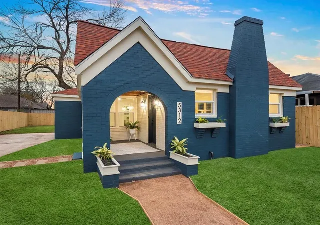 1st image of 5312 Jefferson St, Houston, TX 77023 | MLS# 59552133