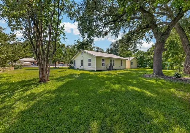 29th image of 3315 Walsh St, Bayview, TX 77518 | MLS# 76362352