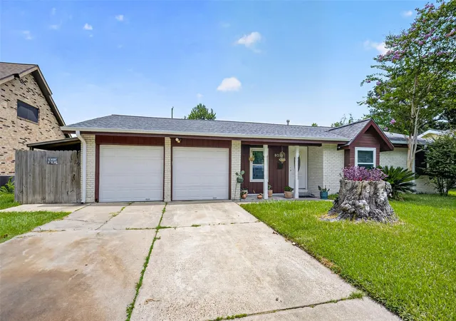 Photo 3 of Single family home for sale at 9218 Mcdade St, Houston, TX 77080 | MLS# 57723847 | Listing updated on 2026-08-21