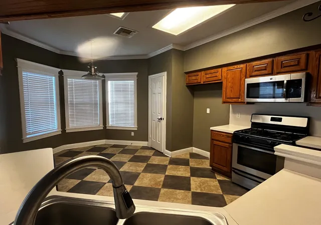 3rd image of 1234 Indian Autumn Trce, Houston, TX 77062 | MLS# 70375826