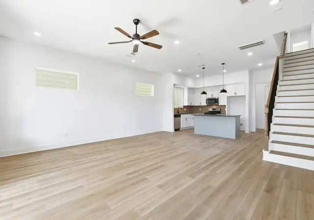 Photo 4 of Single family home for sale at 108 Luetta St, Houston, TX 77076 | MLS# 53131777 | Listing updated on 2026-08-23