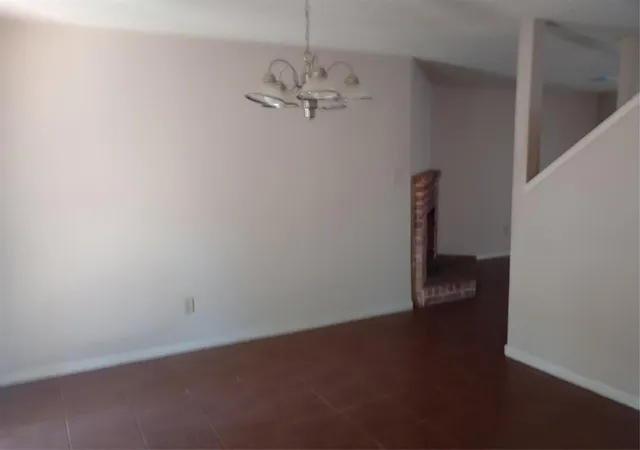 Listing Photo 2 - Condo for sale in building located at 10113 Spring Pl Dr, Houston, TX 77070 - Unit #