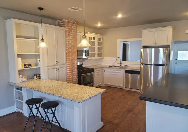 Photo 3 of Single family home for sale at 2301 45th Street, Galveston, TX 77550 | MLS# 77702262 | Listing updated on 2026-09-05