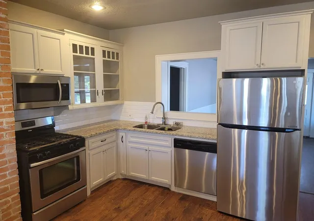 Photo 3 of Single family home for sale at 2301 45th Street, Galveston, TX 77550 | MLS# 77702262 | Listing updated on 2026-09-05