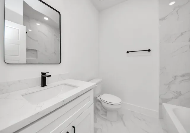 2nd image of 5532 Nielan St Sts, Houston, TX 77028