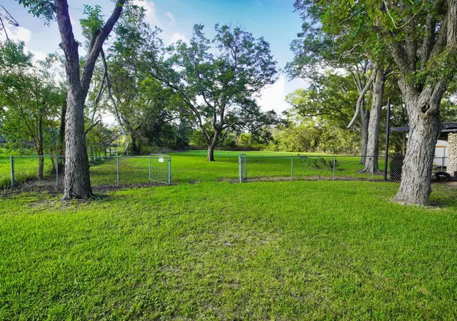 2nd image of 1203 County Road 677, Brazoria, TX 77422 | MLS# 8085878
