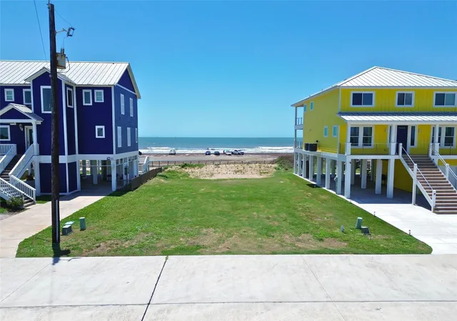 Photo 3 of Land for sale at 12027 Sand Dollar Beach Dr, Galveston, TX 77554 | MLS# 11794740 | Listing updated on 2026-08-11