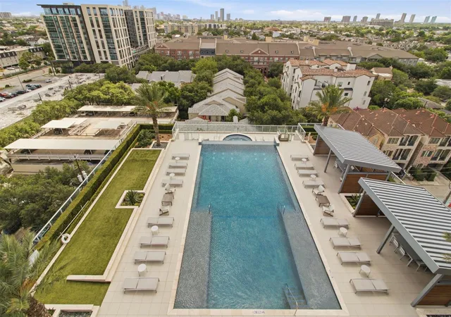 5th image of 2727 Kirby Dr #10E, Houston, TX 77098 | MLS# 2198724