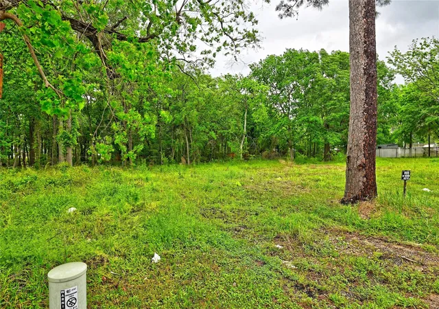 Photo 1 of Land for sale at 302 Smith Rd, Magnolia, TX 77354 | MLS# 36357203 | Listing updated on 2026-08-12