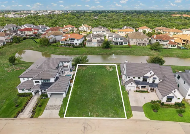 2nd image of 2314 Camden Creek Ln, Houston, TX 77077 | MLS# 65104056
