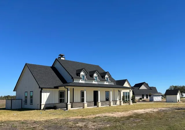 Photo 3 of Single family home for sale at 5766 Ward Bnd Rd, Sealy, TX 77474 | MLS# 49106540 | Listing updated on 2026-09-18