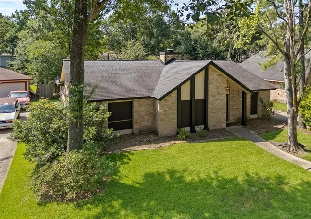 2nd image of 3003 Brookdale Dr, Kingwood, TX 77339 | MLS# 94954913