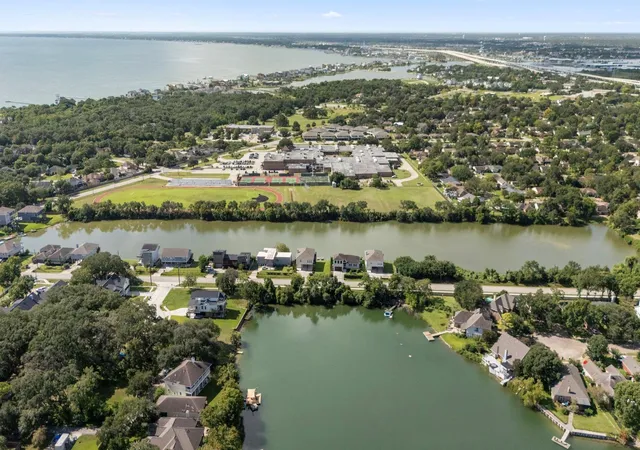 3rd image of 0 Oak Alley, Seabrook, TX 77586 | MLS# 61117265