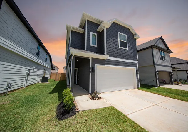 Photo 2 of Sale Pending at 2340 Pipefish Dr, Conroe, TX 77384 | MLS# 67693990 | Listing updated on 2026-09-10