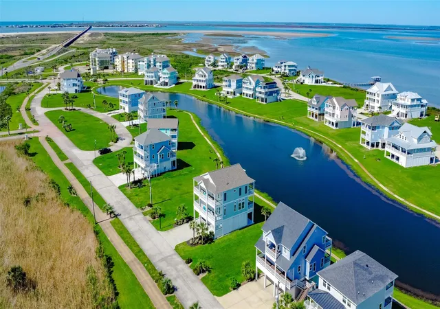 2nd image of 26830 Estuary Dr, Galveston, TX 77554 | MLS# 94425779