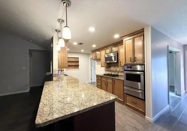 4th image of 5111 Regal Pine Wy, Friendswood, TX 77546 | MLS# 83951388