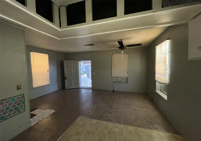 Photo 2 of Single family home for sale at 5109 Ave Q 1/2, Galveston, TX 77551 | MLS# 36210847 | Listing updated on 2026-06-22