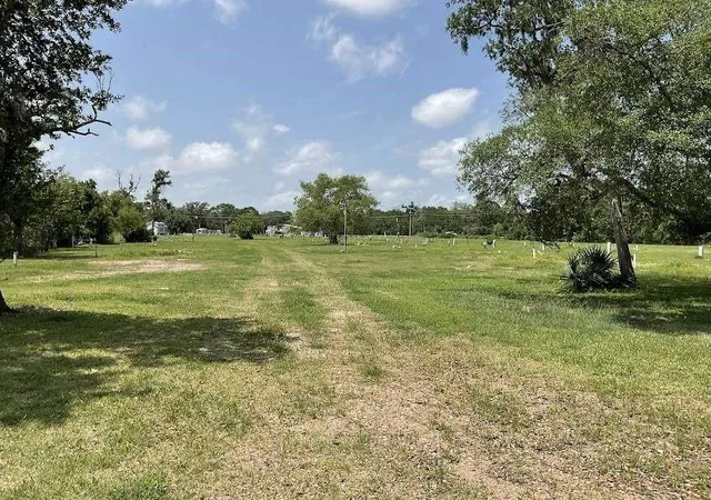 4th image of 7079 Fm 1459 Rd, Sweeny, TX 77480 | MLS# 20441364