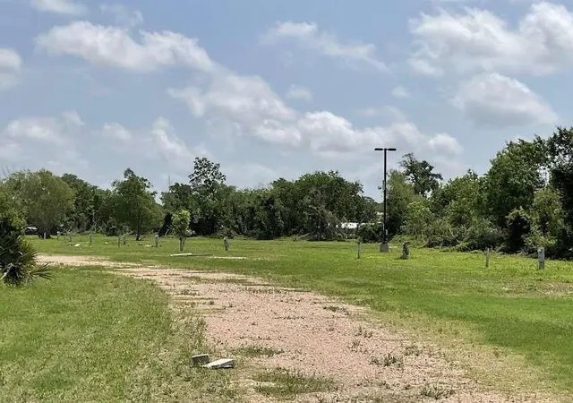 5th image of 7079 Fm 1459 Rd, Sweeny, TX 77480 | MLS# 20441364