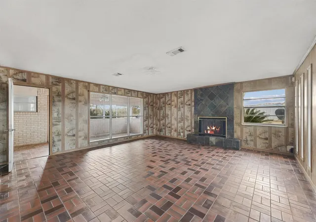 5th image of 850 County Road 2145, Cleveland, TX 77327 | MLS# 47902560