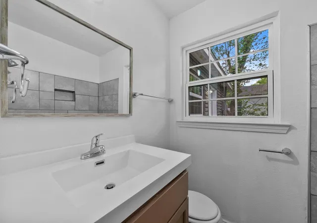 Photo 3 of Single family home for sale at 1614 Palmwood Dr, Pasadena, TX 77502 | MLS# 72784267 | Listing updated on 2026-09-14