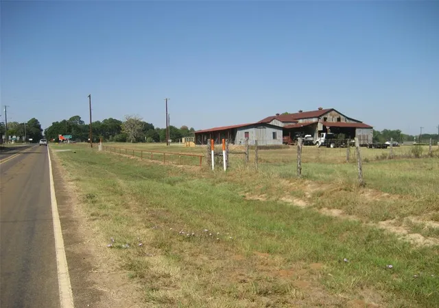 10th image of 391 Fm 2423, Grapeland, TX 75844 | MLS# 92064938