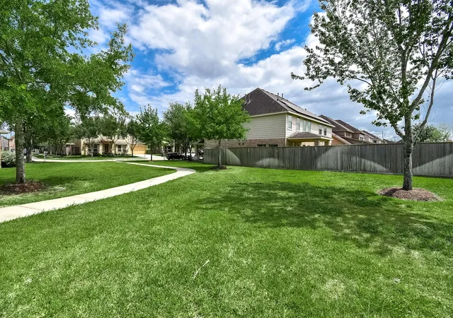Photo 2 of Single family home for sale at 5039 Crystal Blf Ct, Richmond, TX 77407 | MLS# 60799259 | Listing updated on 2026-09-06