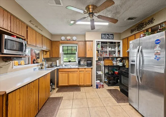 4th image of 150 County Road 6401, Dayton, TX 77535 | MLS# 12841482