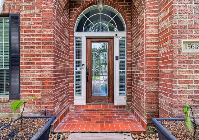 Photo 2 of Sale Pending at 15618 Stable Brk Cir, Cypress, TX 77429 | MLS# 94242971 | Listing updated on 2026-09-05