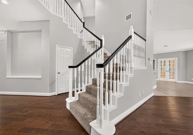 Photo 4 of Sale Pending at 15618 Stable Brk Cir, Cypress, TX 77429 | MLS# 94242971 | Listing updated on 2026-09-05
