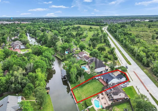 Homes for sale in Webster, TX | 2703 Shady Ln, Webster, TX 77598 | MLS# 78378100