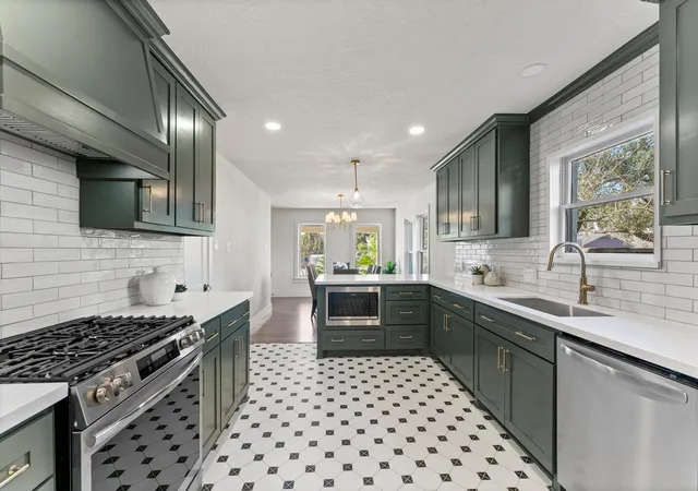 3rd image of 3725 Griggs Rd, Houston, TX 77021 | MLS# 65739262