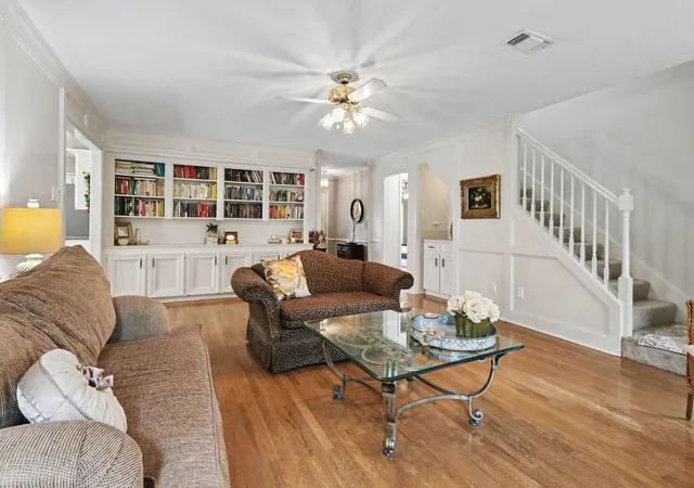 5th image of 12415 Ella Lee Ln, Houston, TX 77077 | MLS# 67089667