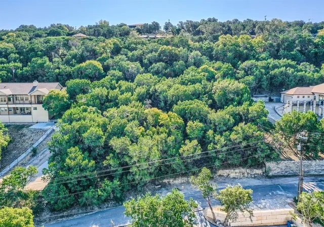 1st image of 6101 Lakeshore Dr, Leander, TX 78645 | MLS# 63296314