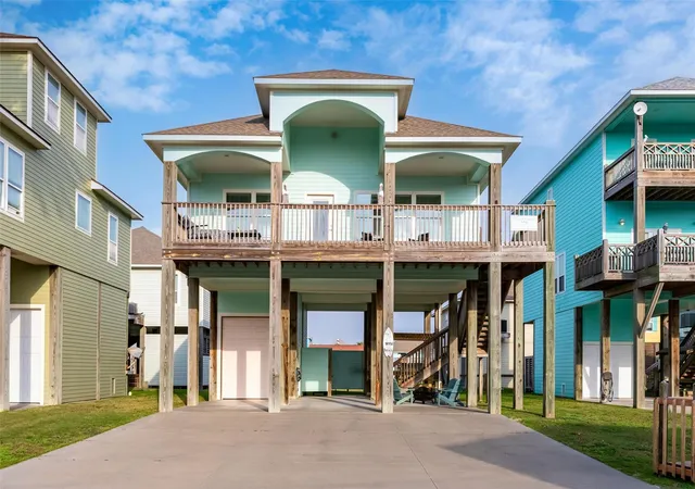 Photo 1 of Single family home for sale at 972 S Redfish, Port Bolivar, TX 77650 | MLS# 73372933 | Listing updated on 2026-09-14