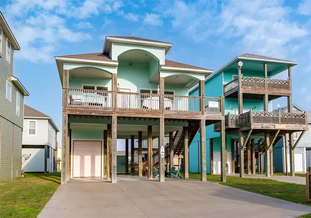 Photo 2 of Single family home for sale at 972 S Redfish, Port Bolivar, TX 77650 | MLS# 73372933 | Listing updated on 2026-09-14