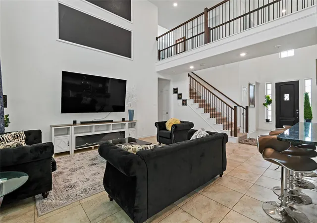 2nd image of 14010 Hartford Heights Wy, Rosharon, TX 77583 | MLS# 62985488