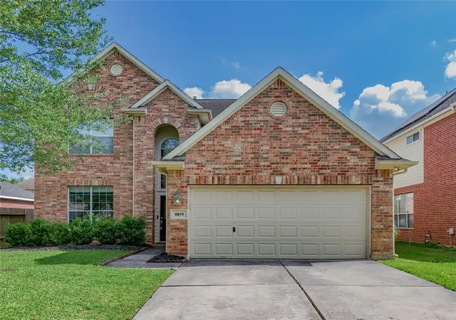 2nd image of 1011 Jasons Bend Dr, Sugar Land, TX 77479 | MLS# 89163553