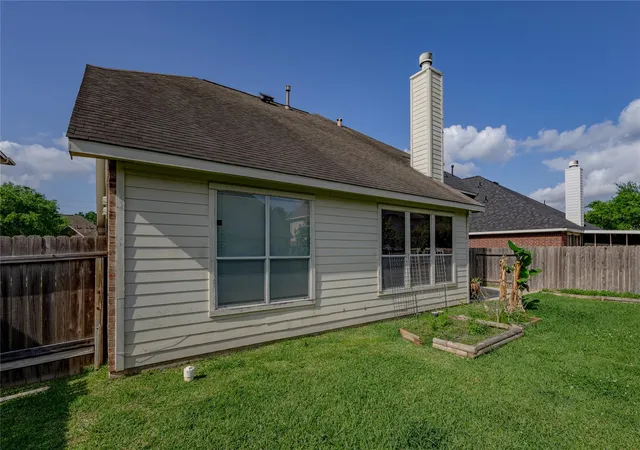 33rd image of 1011 Jasons Bend Dr, Sugar Land, TX 77479 | MLS# 89163553