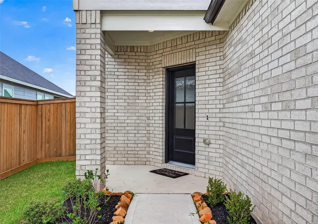 Photo 1 of Single family home for sale at 1415 Terry Roberts Dr, Angleton, TX 77515 | MLS# 86037598 | Listing updated on 2026-08-01