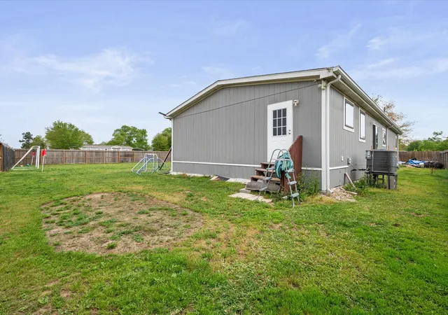 5th image of 1976 County Road 5017, Cleveland, TX 77327 | MLS# 24838065