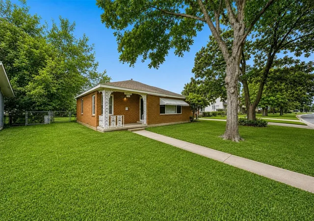 1st image of 2210 2nd St, Galena Park, TX 77547 | MLS# 91165182