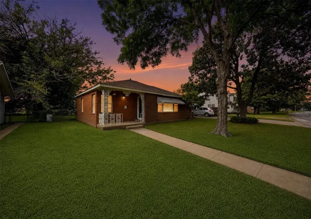 2nd image of 2210 2nd St, Galena Park, TX 77547 | MLS# 91165182